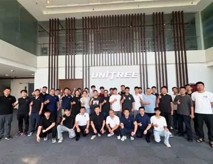 <b>宇樹(shù)科技首期合作伙伴技術(shù)培訓(xùn)圓滿收官！世隆技術(shù)人員斬獲認(rèn)證，筑牢合作技</b>