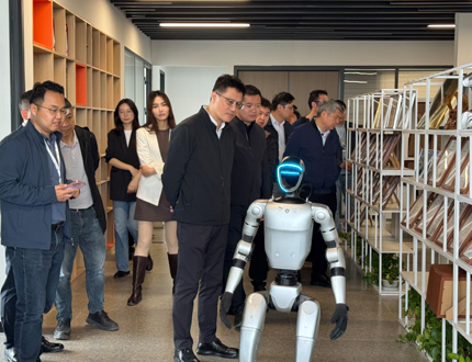 <b>市區(qū)多級領(lǐng)導(dǎo)及行業(yè)專家蒞臨世隆科技考察指導(dǎo)，賦能企業(yè)科技創(chuàng)新高質(zhì)量發(fā)展</b>